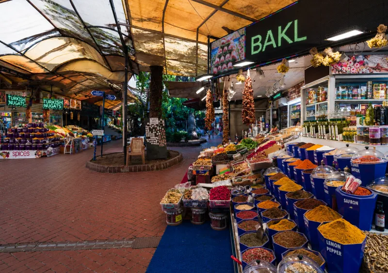 Paspatur Çarşısı lokum ve baharat pazarı