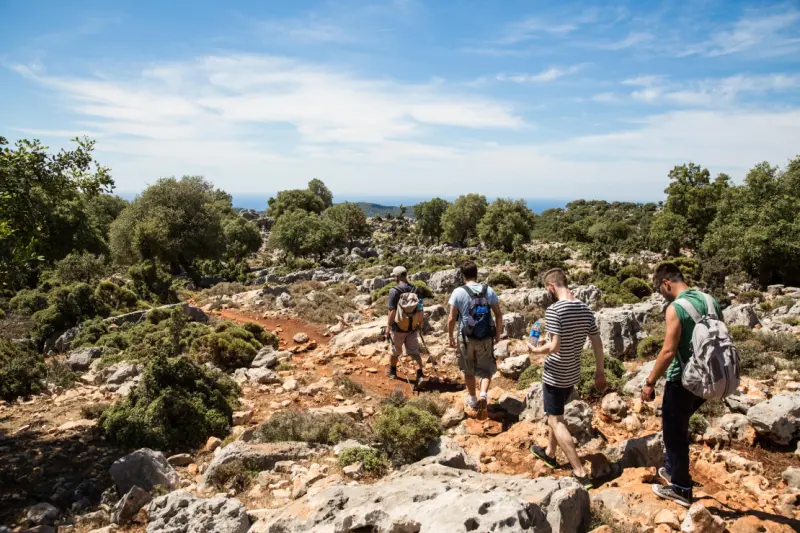 Männliche Wanderer auf dem Lykischen Weg in der Türkei